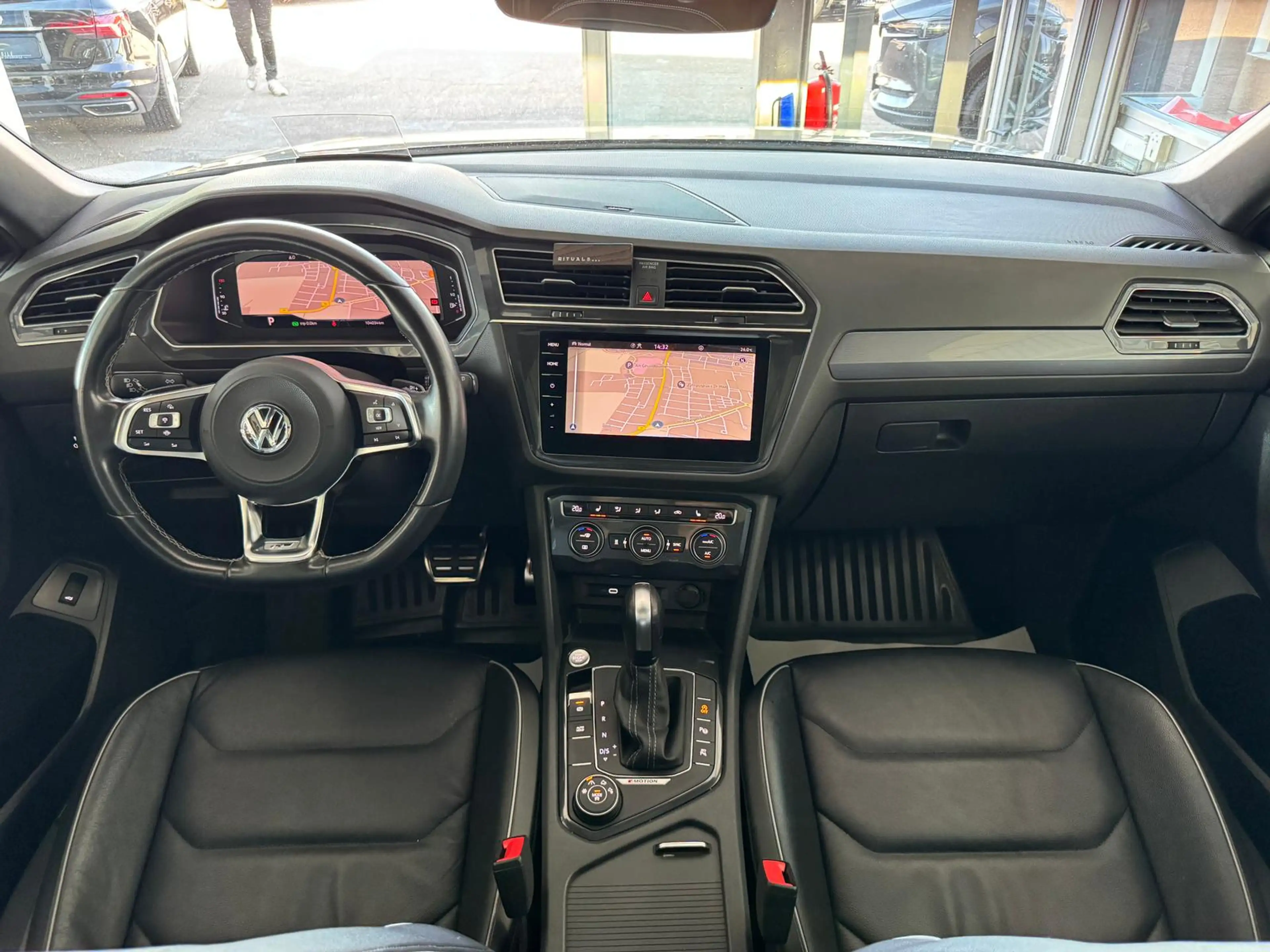 Volkswagen Tiguan Allspace 4Motion 3xR-Line 2.0TDI 7SITZER — photo 17