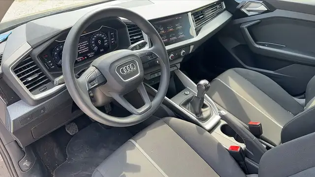 Audi A1 view 8