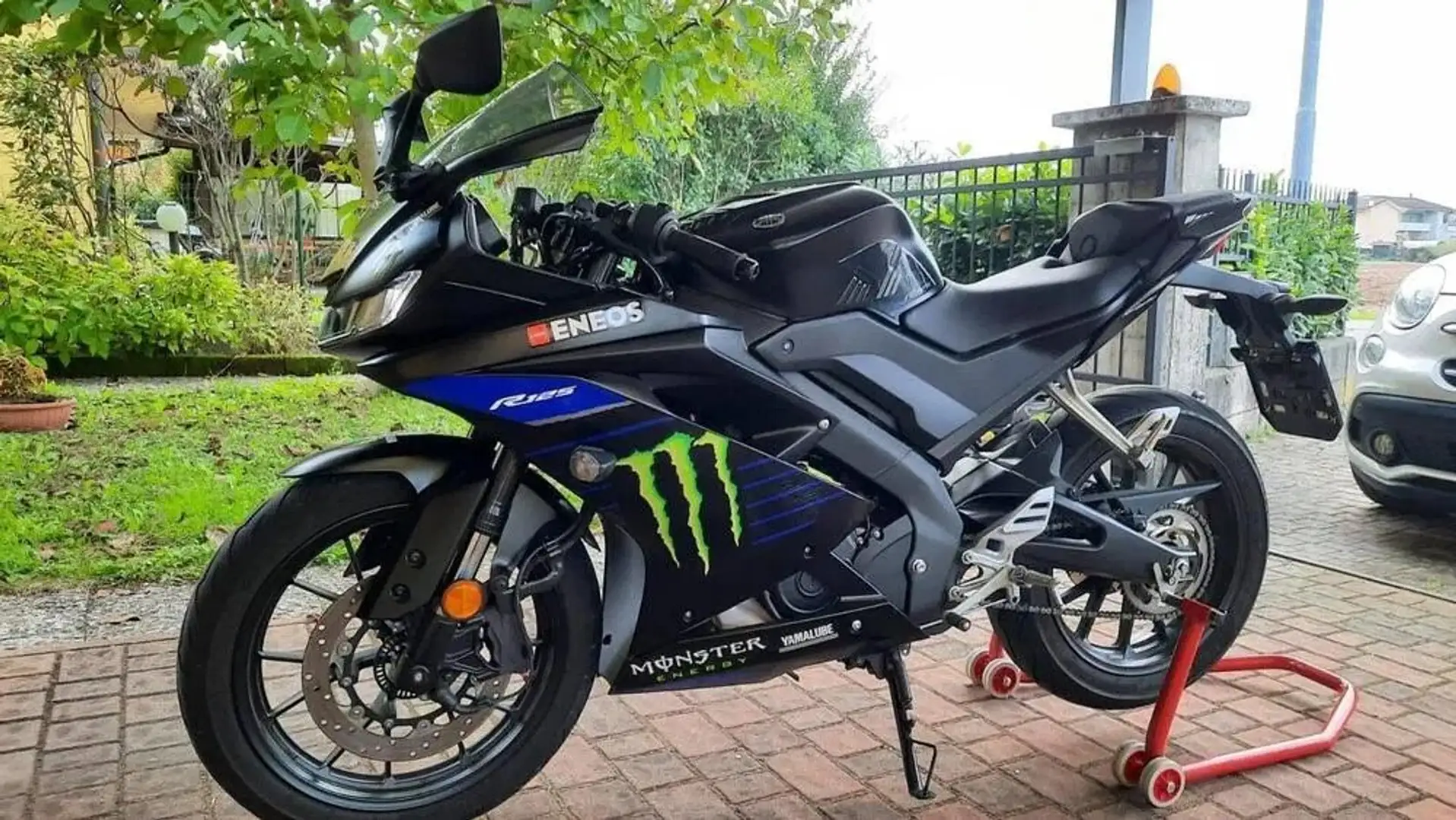 Yamaha YZF-R125 Nero - 1