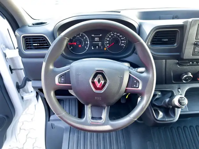 Renault Master view 10