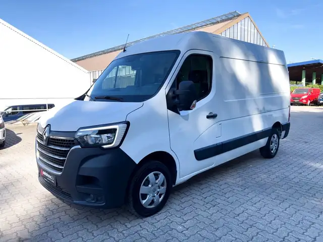 Renault Master view 3