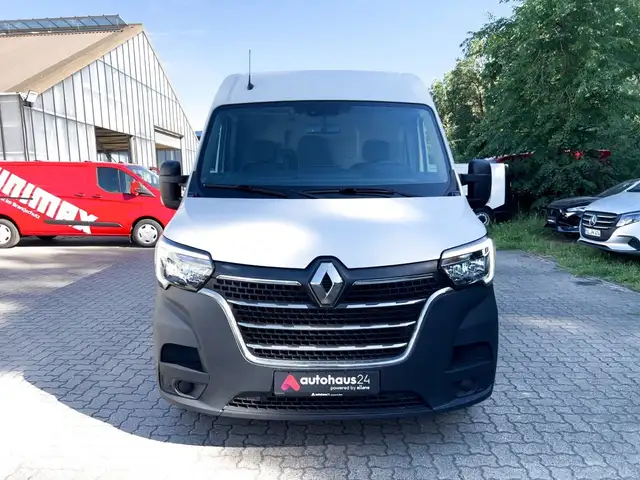 Renault Master view 2