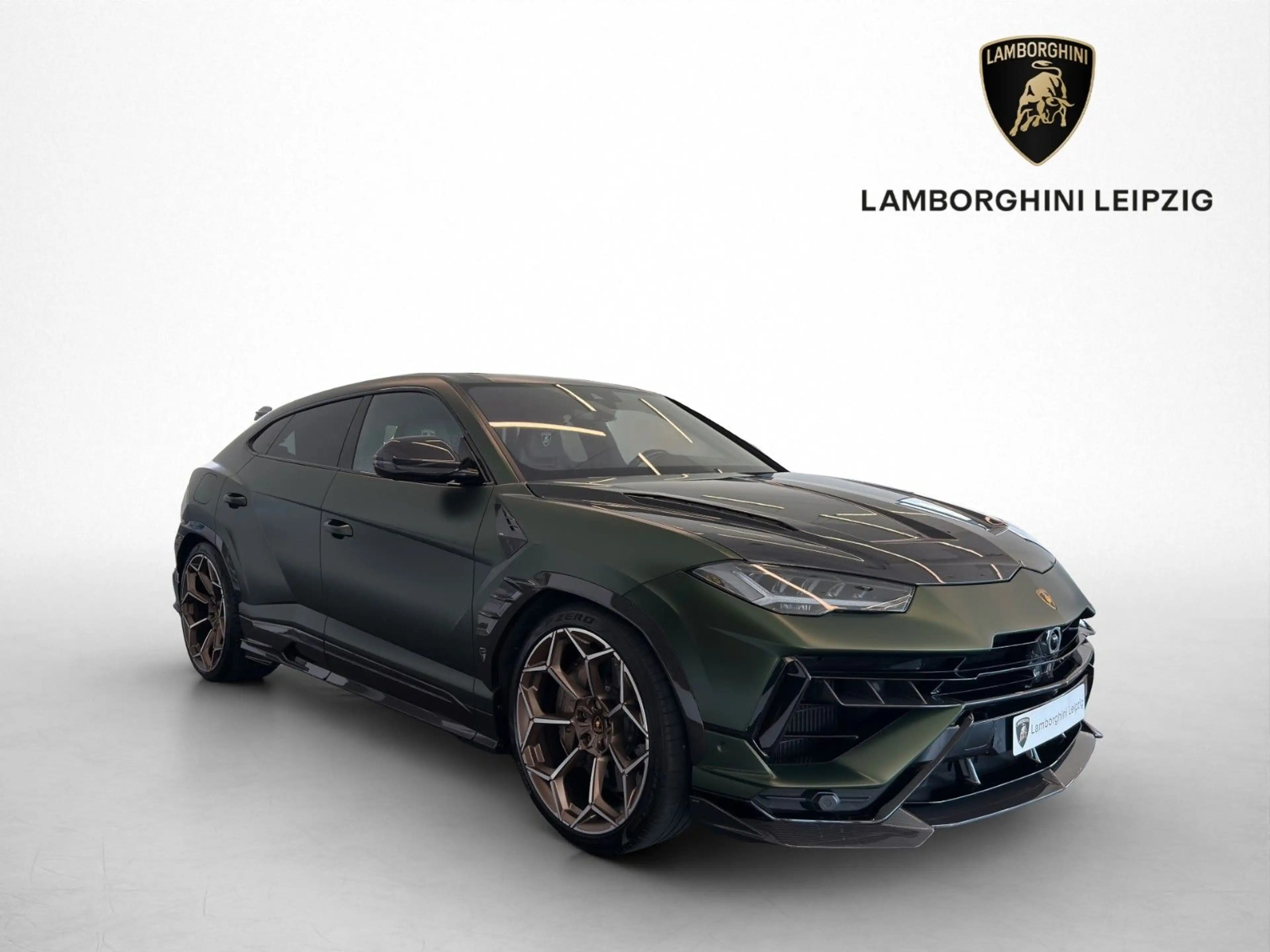 Lamborghini Urus Absoluter Top Zustand, Voll-Carbon, Einzigartig! — photo 3