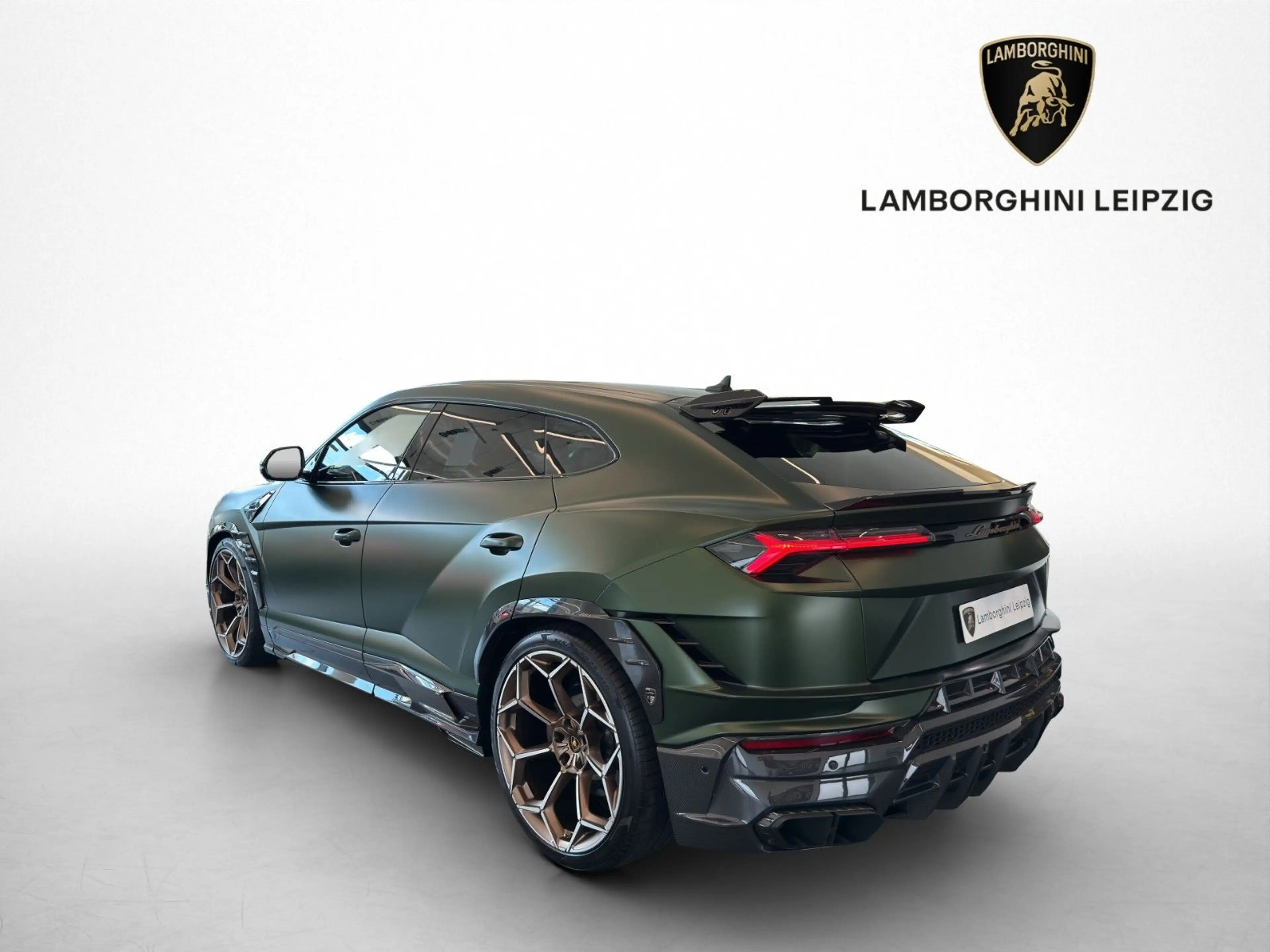 Lamborghini Urus Absoluter Top Zustand, Voll-Carbon, Einzigartig! — photo 7