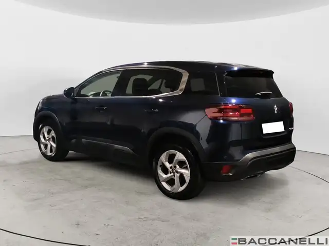 Citroen C5 Aircross view 3