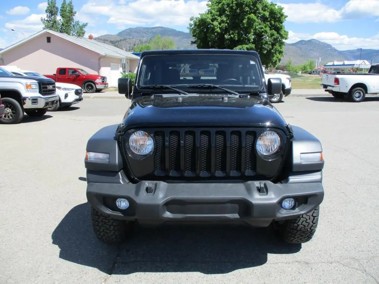 Jeep Wrangler снимка Jeep Wrangler