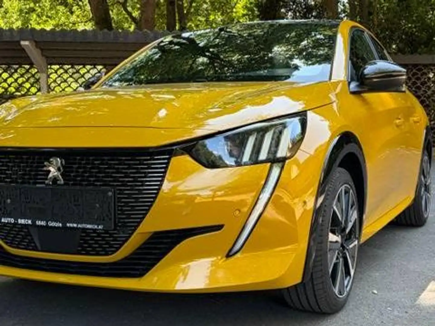 Peugeot 208 208 GT-Line PureTech 130 S Gelb - 1