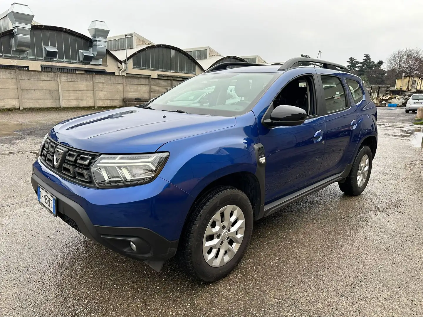 Dacia Duster 1.0 TCe 4x2 100cv Comfort GPL Bleu - 1
