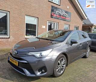 Touring Sports 1.8 VVT-i Dynamic. Zeer netjes! O.a