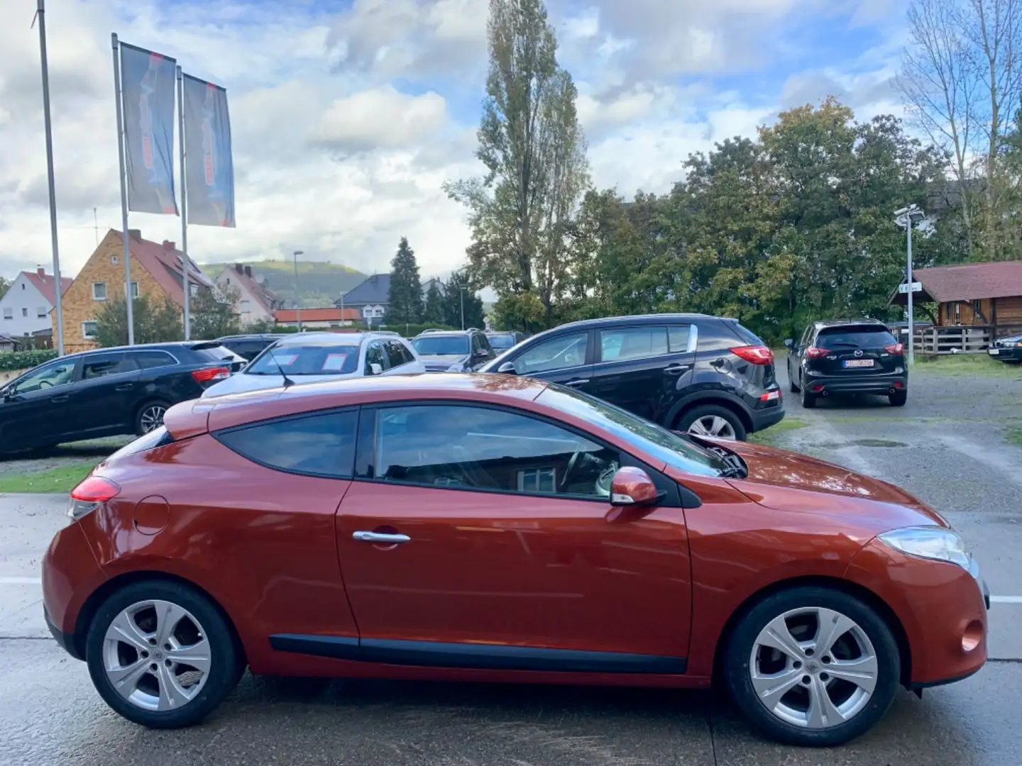 Renault Megane IIICoupe Dynamique/1.Hand Reifen neu Orange - 2