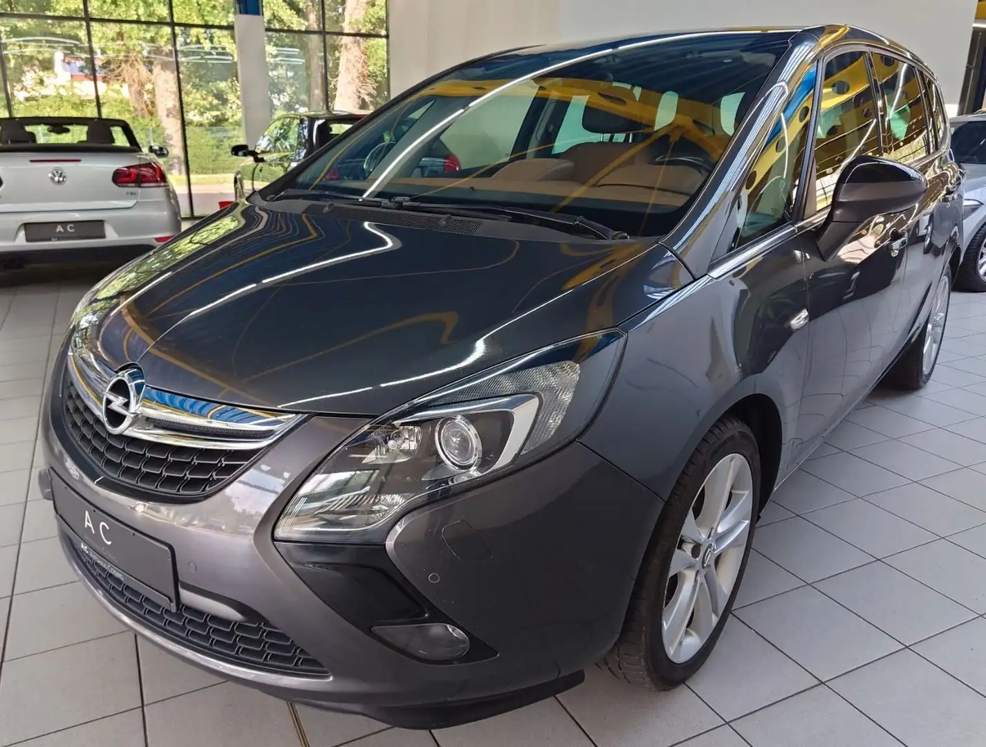 Opel Zafira CTourer InnovationAutomatik,Panorama,7-Si Gris - 1