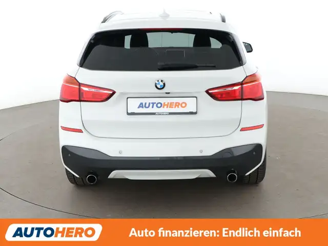 BMW X1 view 5