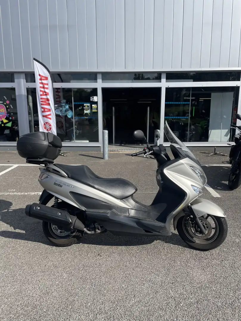 Suzuki Burgman 125 Beige - 1