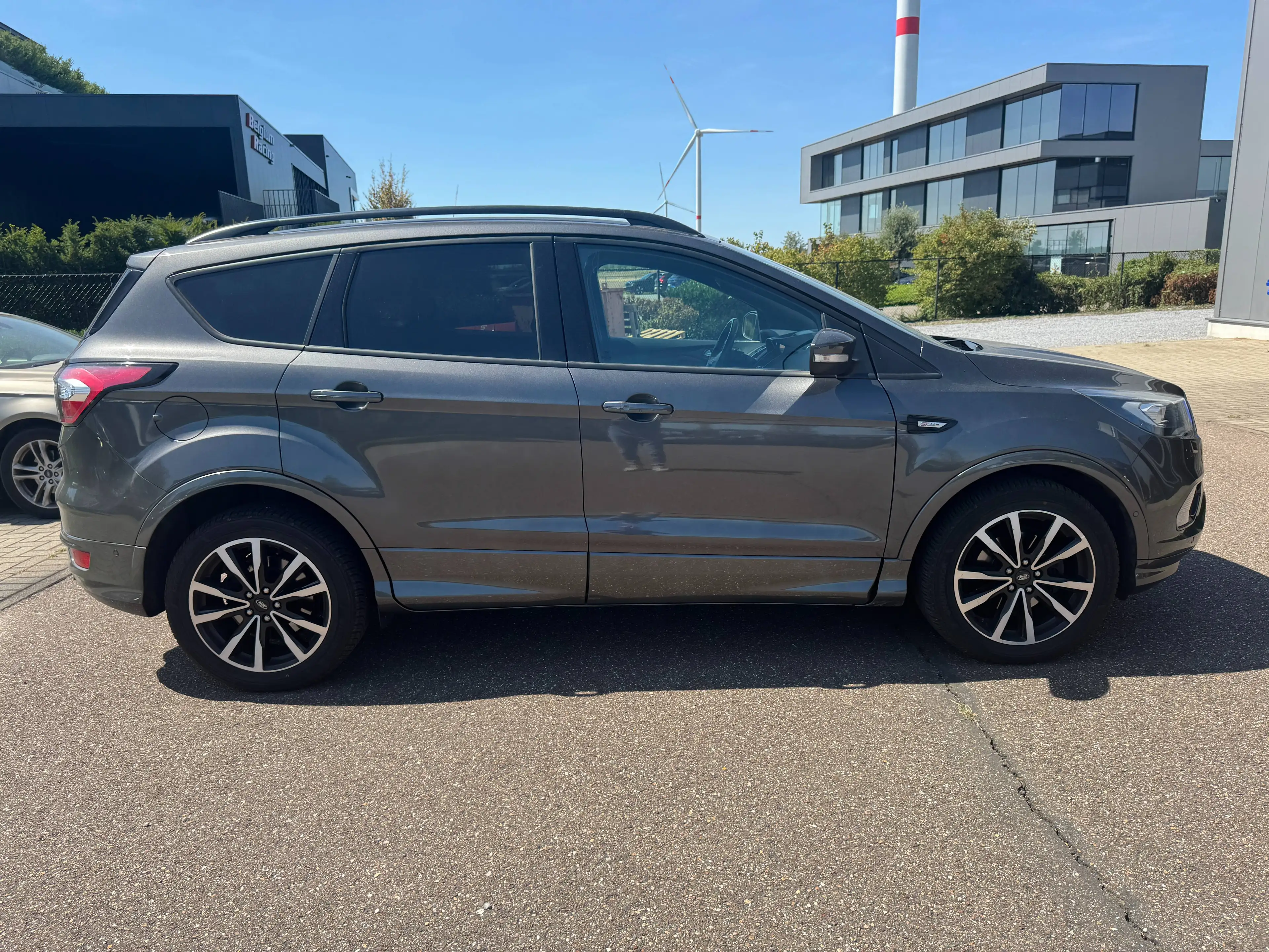 Ford Kuga ST-Line 1.5 Ecoboost Automaat. Nieuwe motor. — photo 5