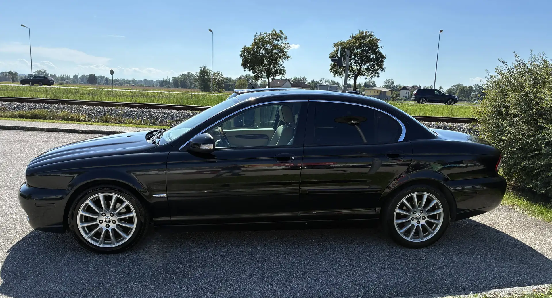 Jaguar X-Type X-Type 2,2 Executive Aut. DPF Executive Schwarz - 2
