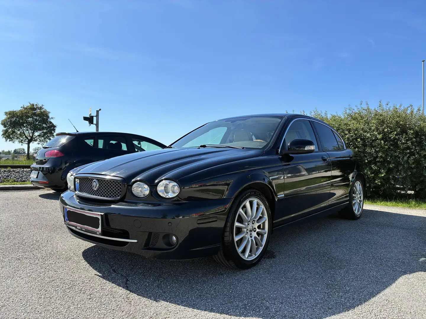 Jaguar X-Type X-Type 2,2 Executive Aut. DPF Executive Schwarz - 1