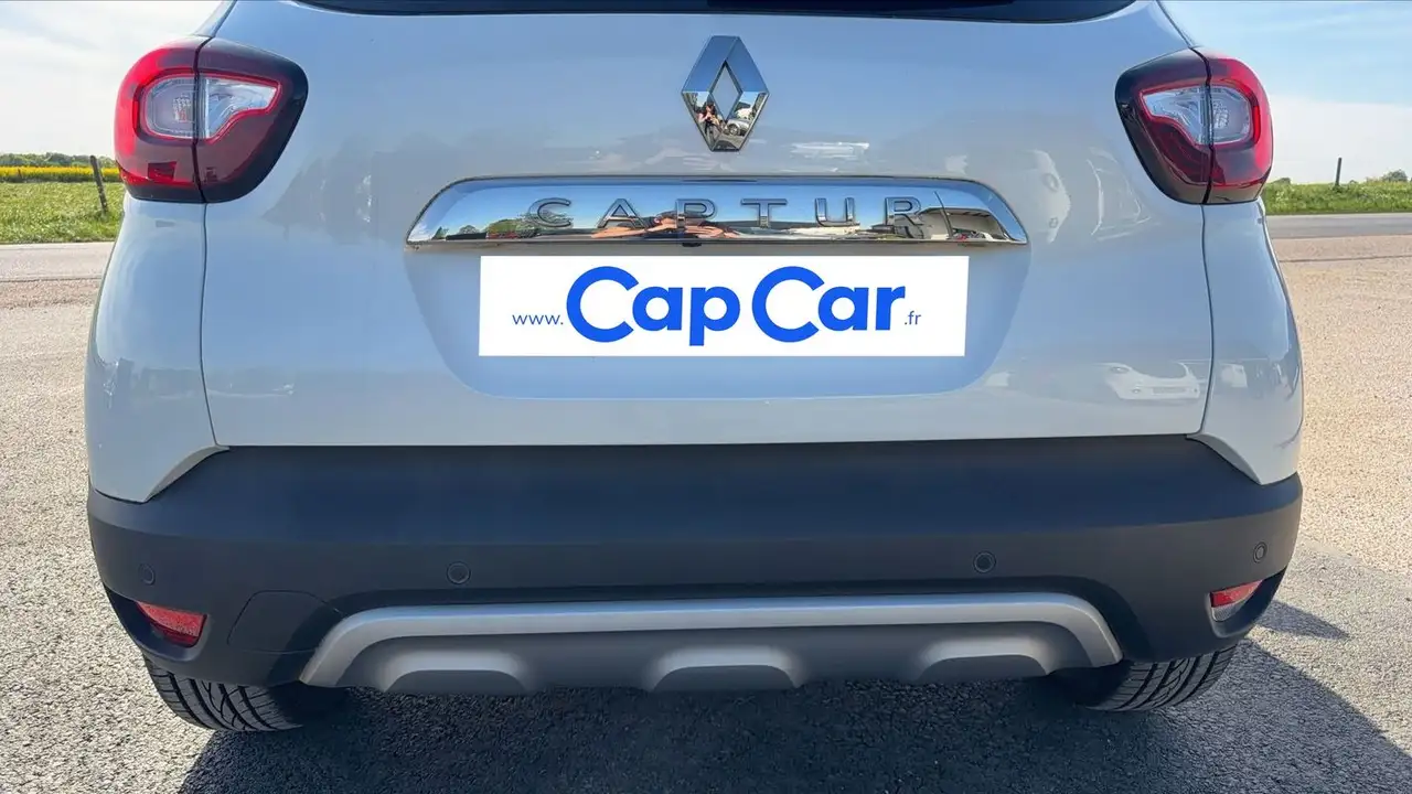 Renault Captur — photo 21