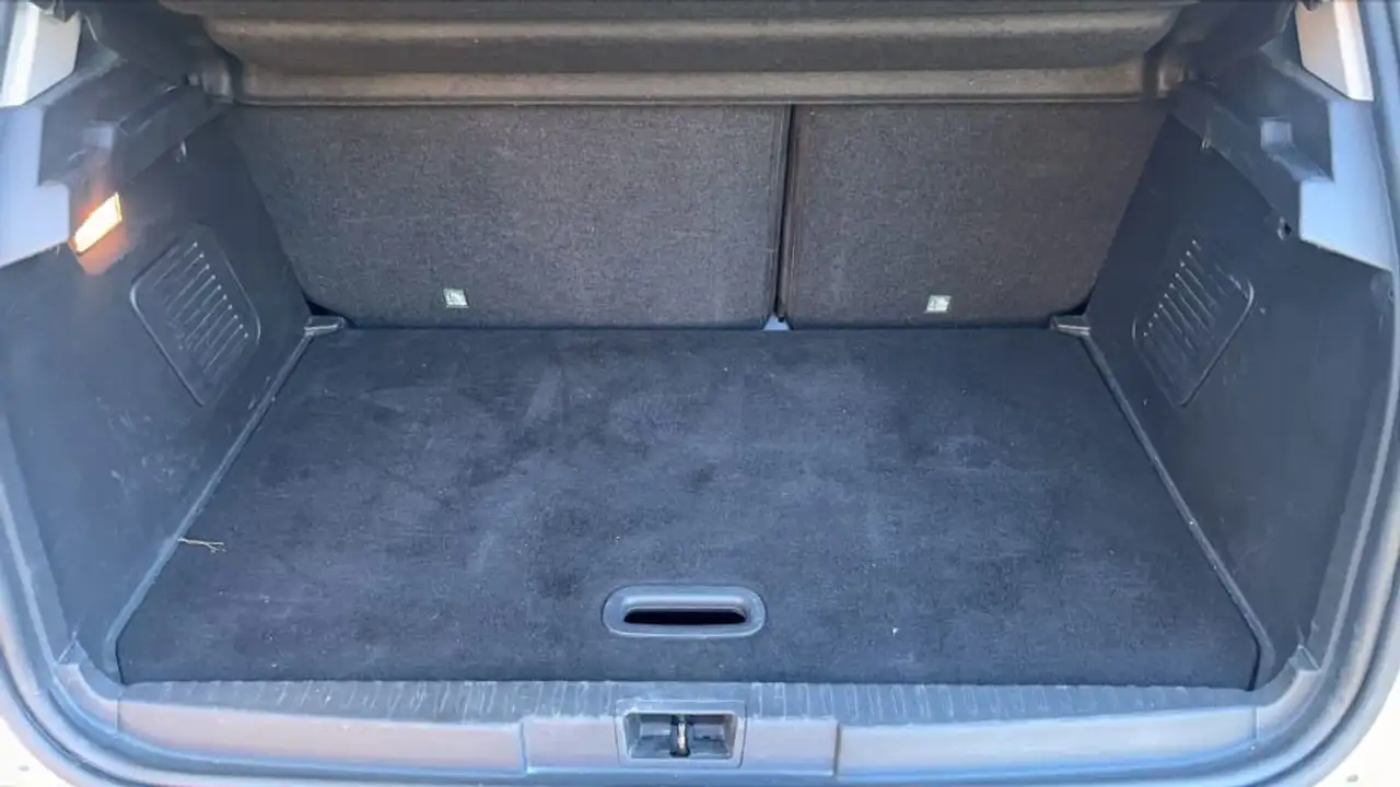 Renault Captur — photo 14