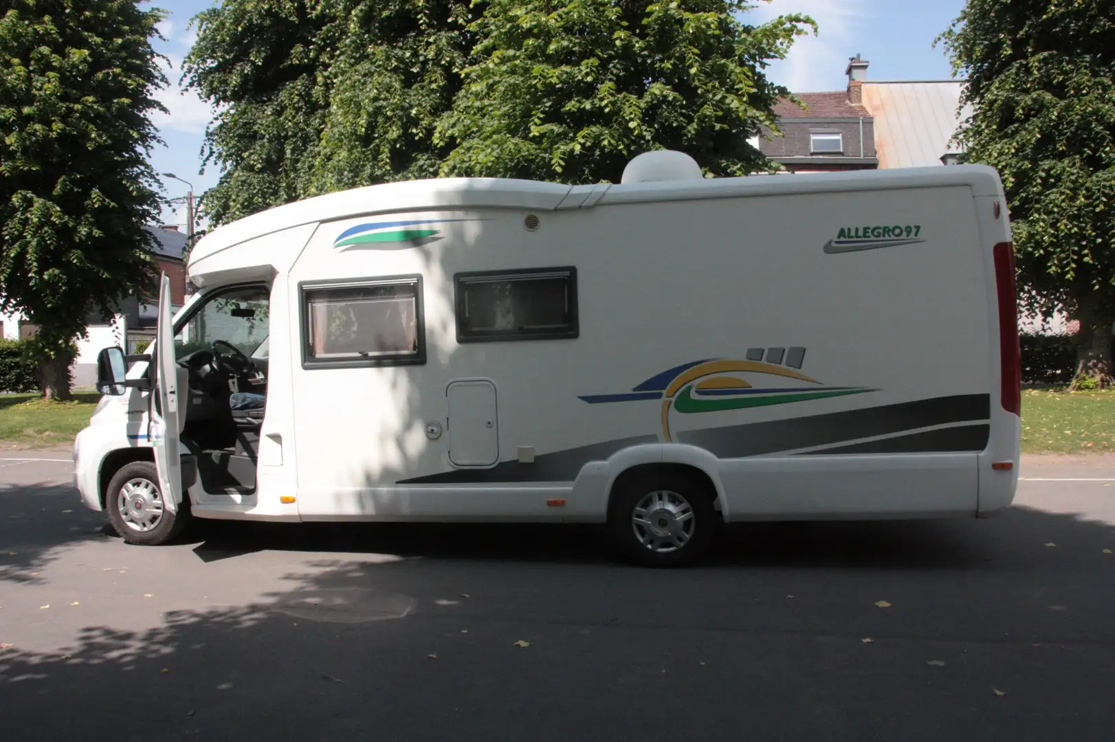 Caravans-Wohnm Chausson - 2