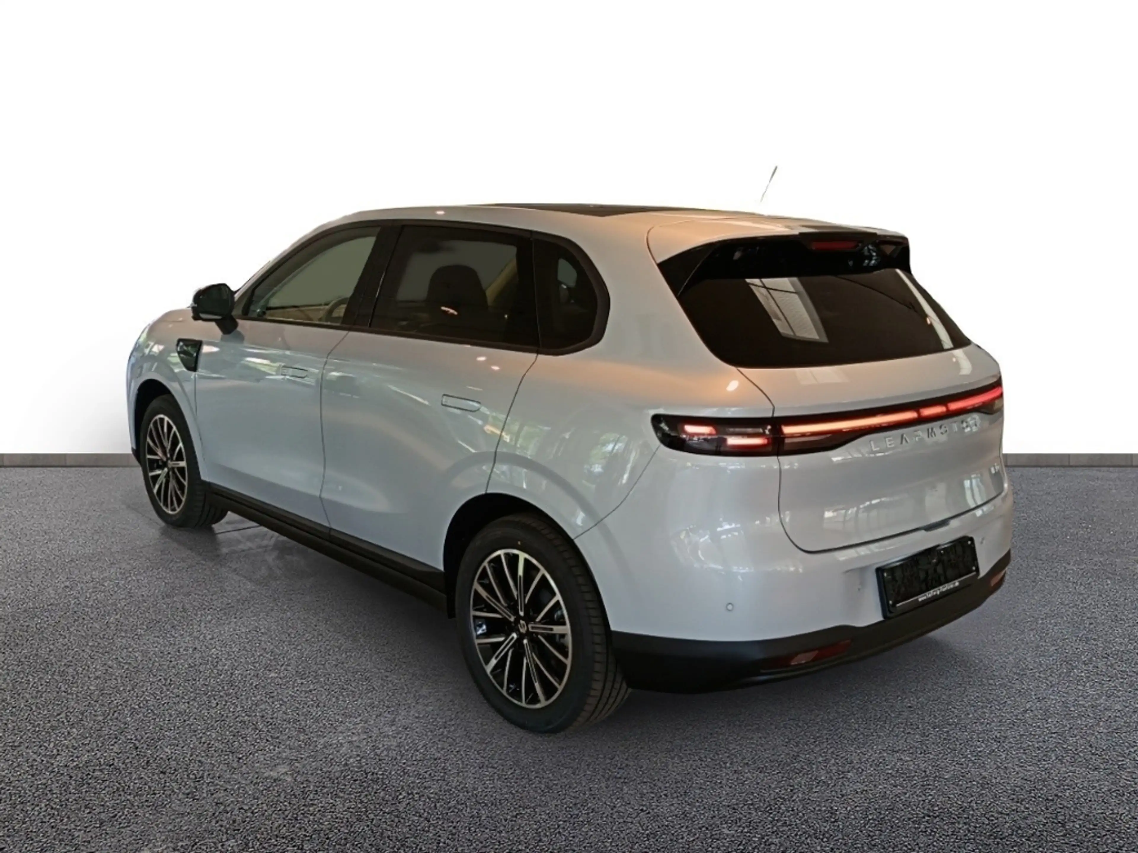 Leapmotor Others Design Promax Panorama SHZ LenkradHZG 360 Kamera A — photo 4