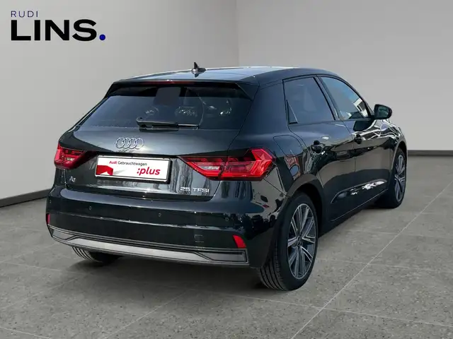 Audi A1 view 5