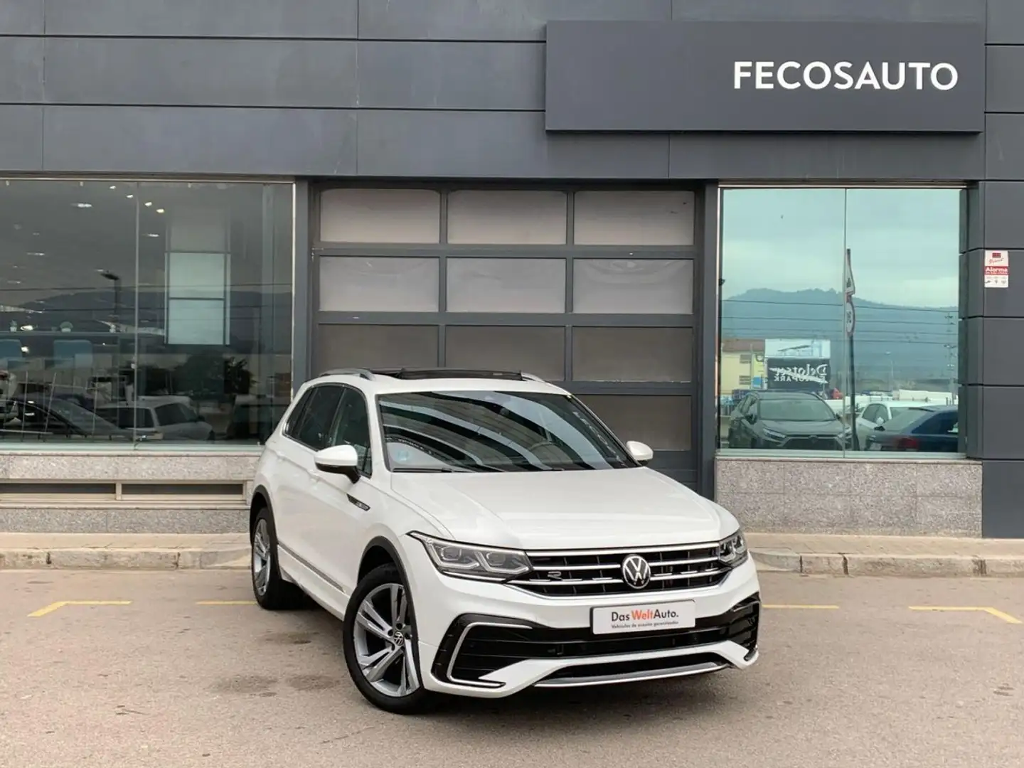 Volkswagen Tiguan 2.0TDI R-Line DSG 110kW Weiß - 1