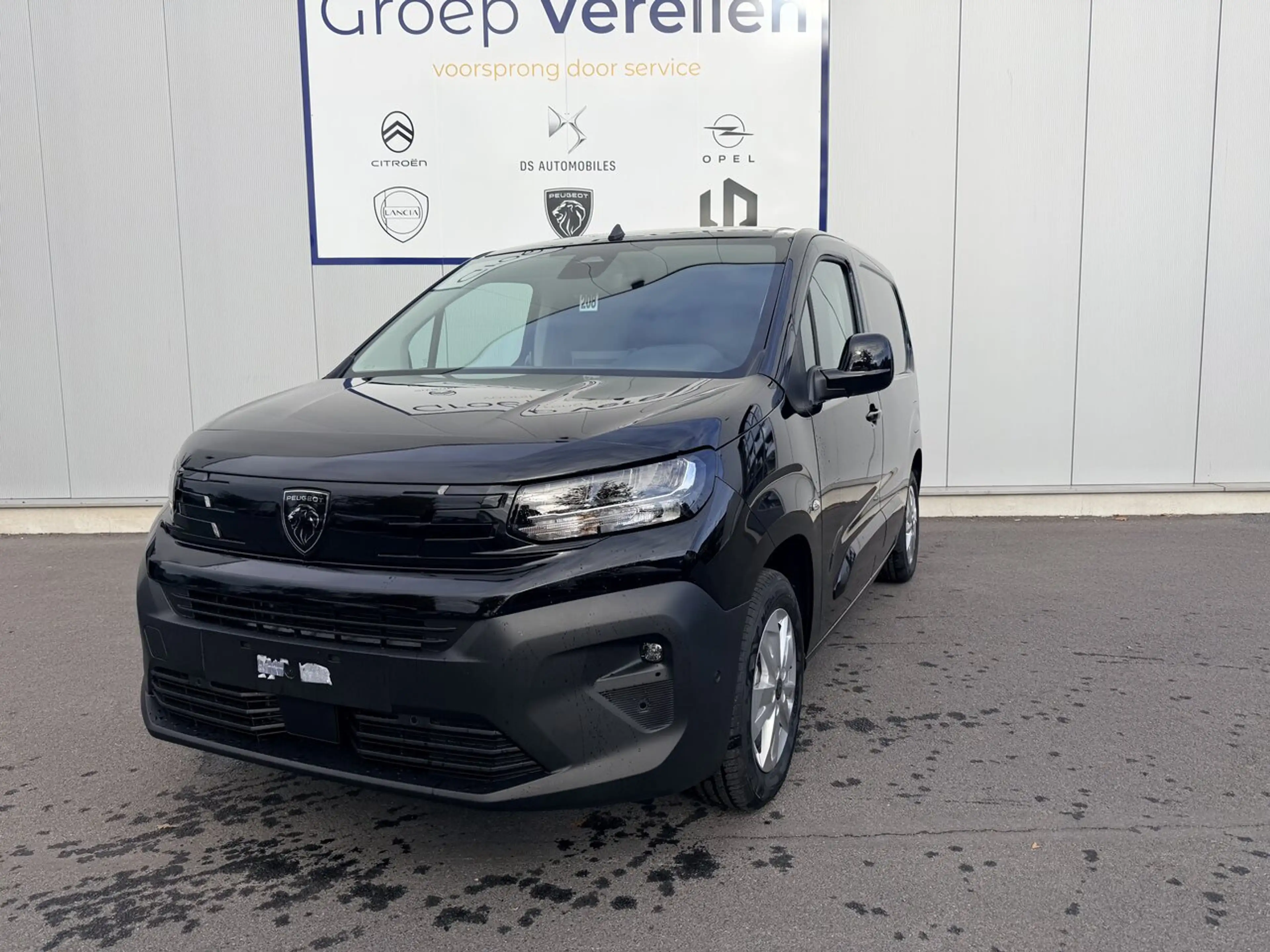 Peugeot Partner 130PK AUTOMAAT *0KM* NAVI - KEYLESS - SURROUND ... — photo 2