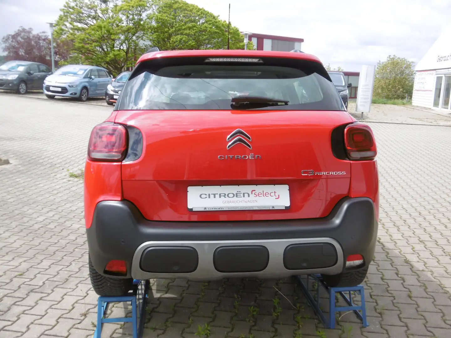 Citroen C3 Aircross Feel PT 82 *Klima *PDC* Bluetooth Rouge - 2