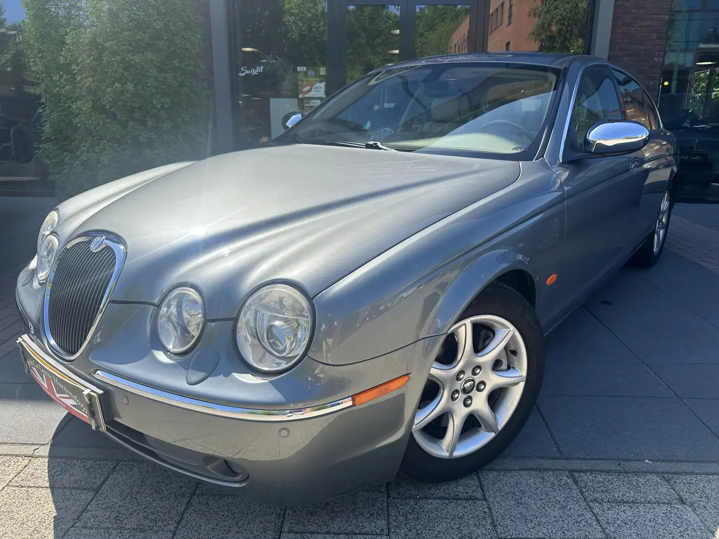 Jaguar S-Type 4.2 V8 Sport Gri - 1