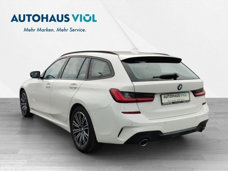 BMW 330 d xDrive M-Sport — photo 3