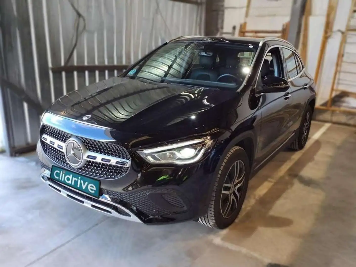 Mercedes-Benz GLA 200 D Noir - 2