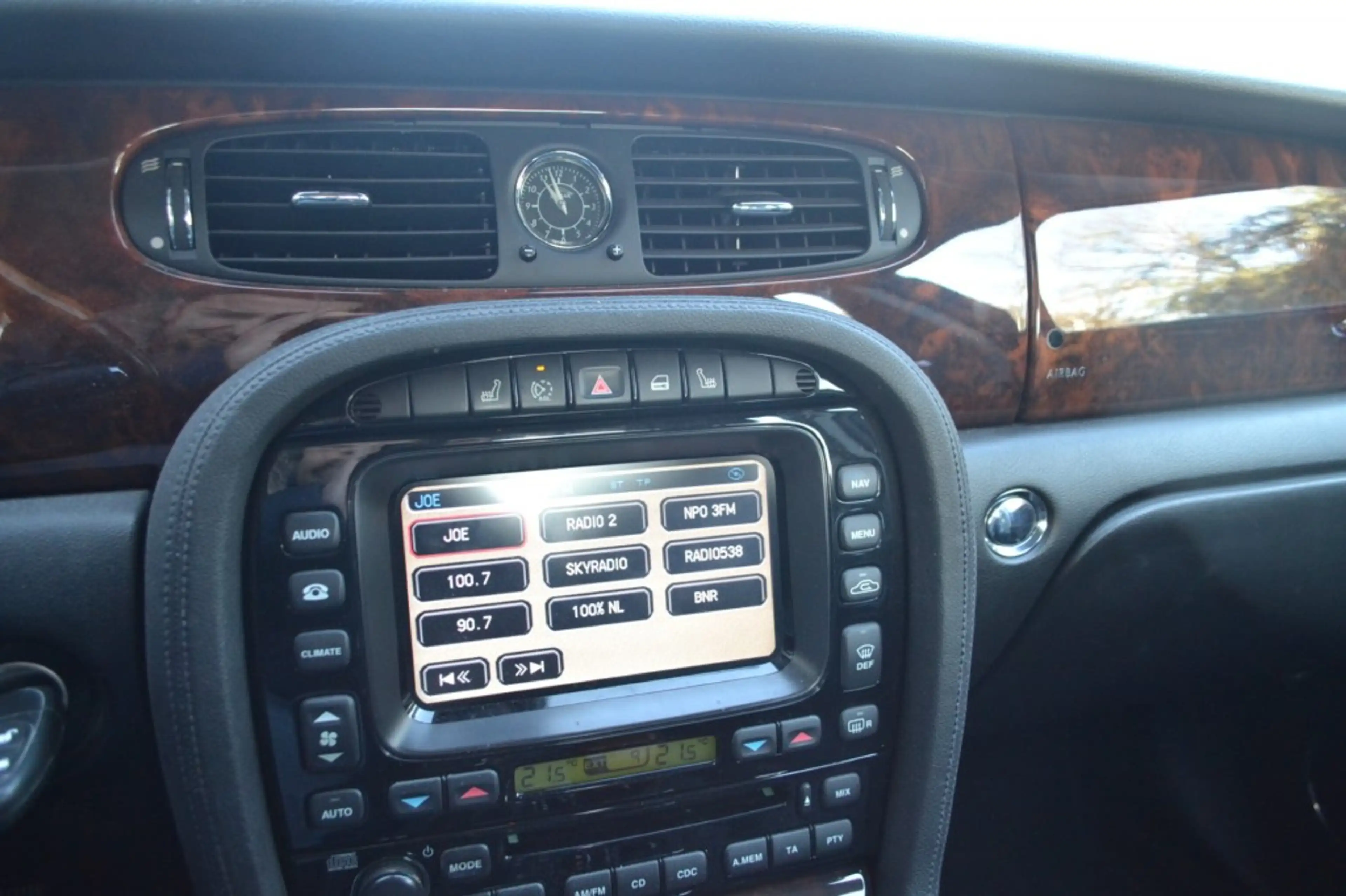 Jaguar XJ 2.7D V6 Executive / b2b / export — photo 12