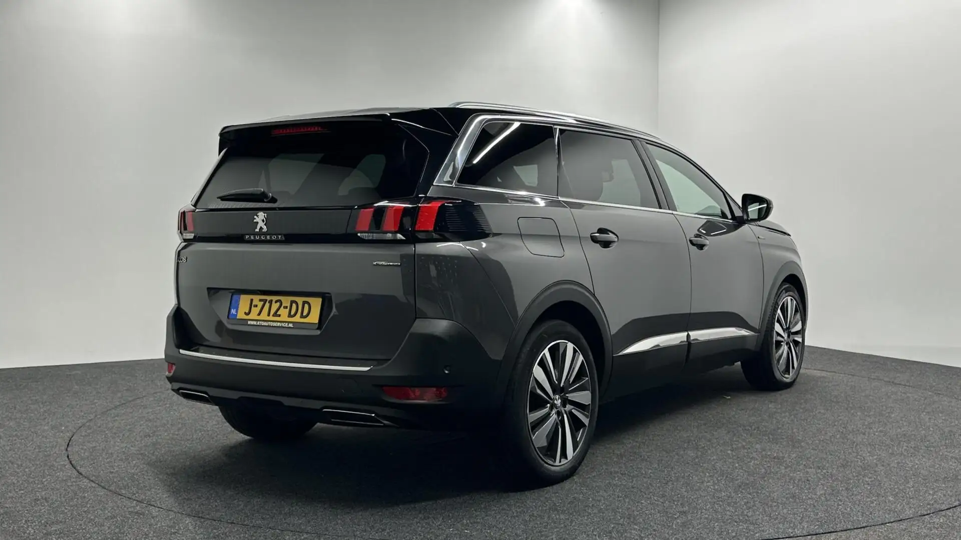 Peugeot 5008 1.2 PureTech GT-Line NAVI CAMERA CARPLAY NAVI LEER Gris - 2