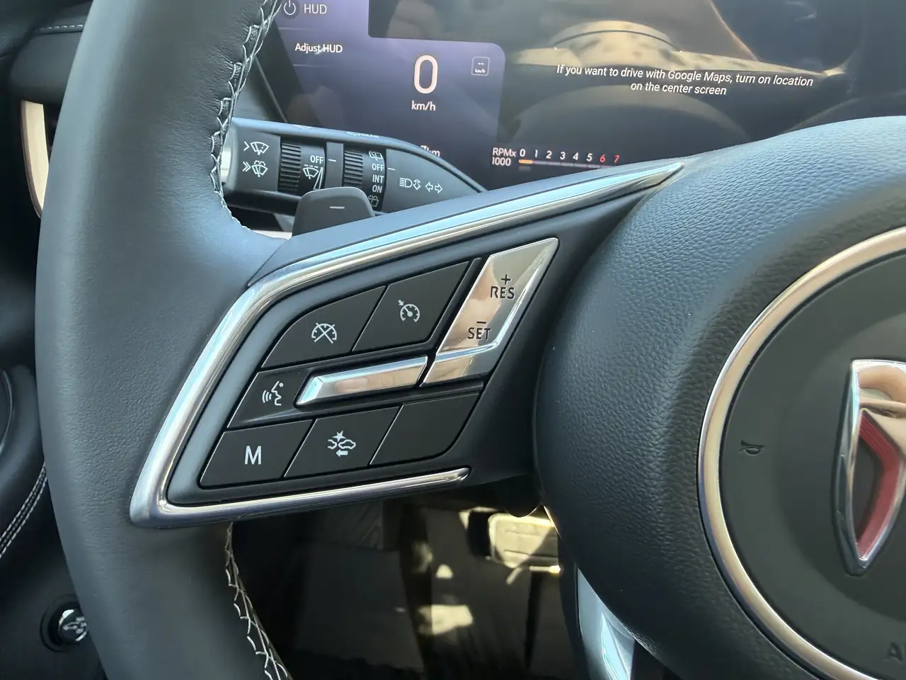 Buick Envision photo Buick Envision