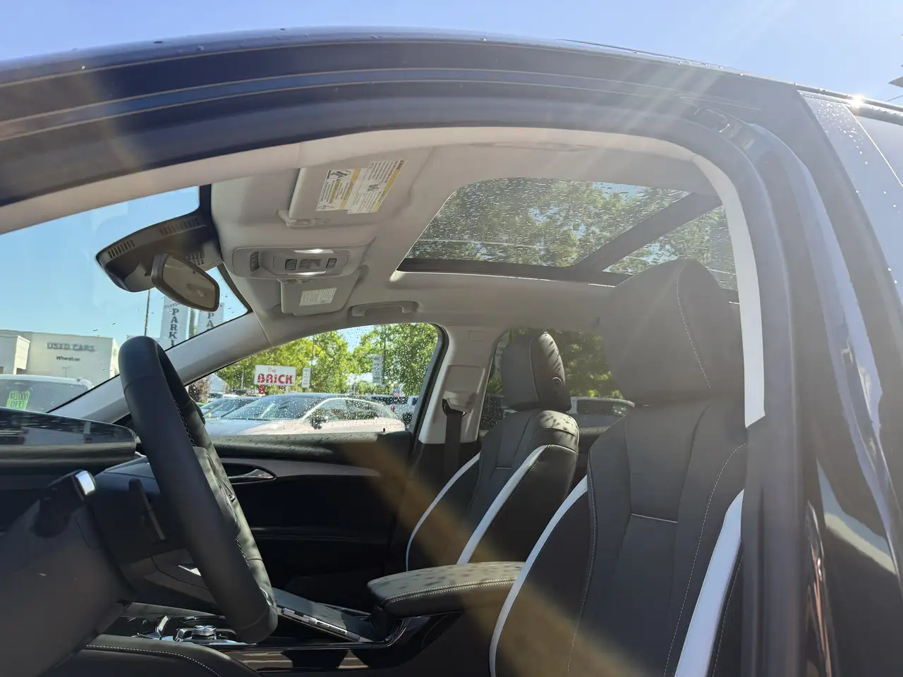 Buick Envision photo Buick Envision