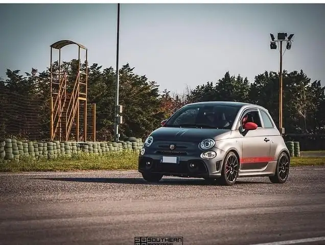 Abarth 595 Competizione