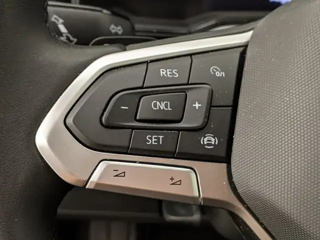 Volkswagen Polo view 10