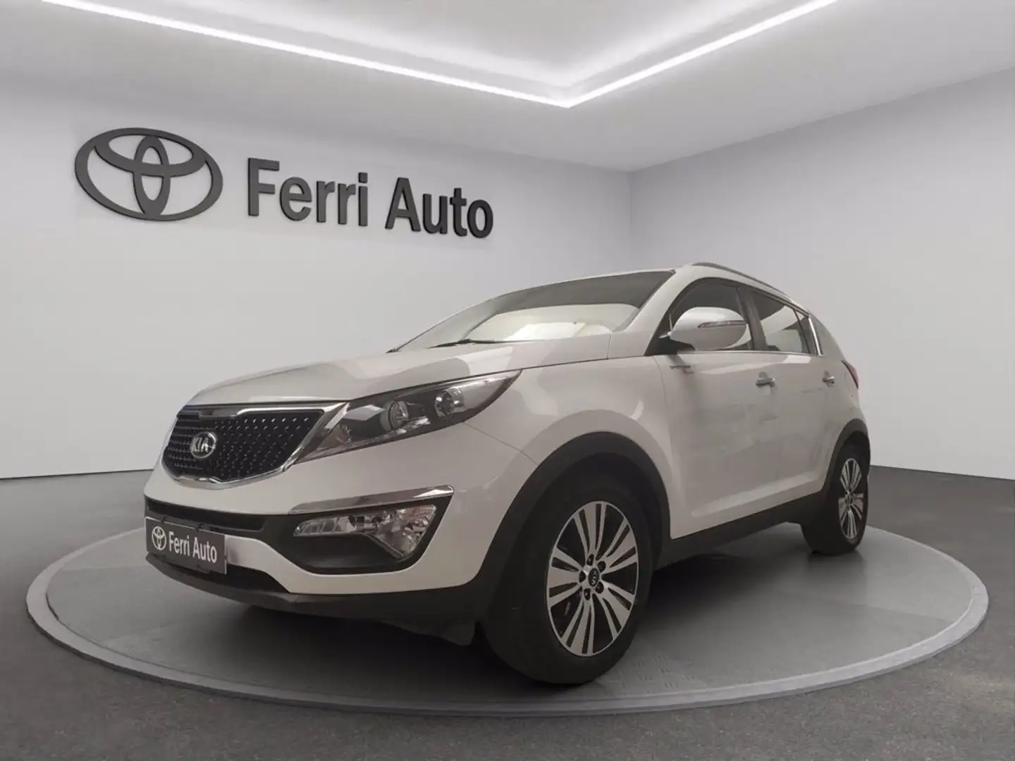 Kia Sportage 1.7 crdi high tech stop&go 2wd e6 White - 1