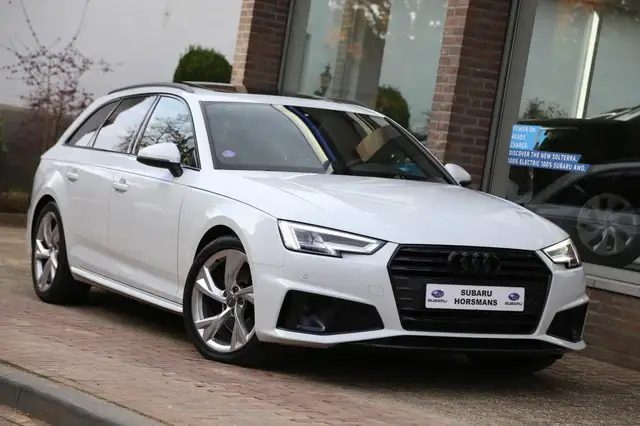 Audi A4 Avant 40 TFSI Sport S-Tronic 2x S line edition Pan
