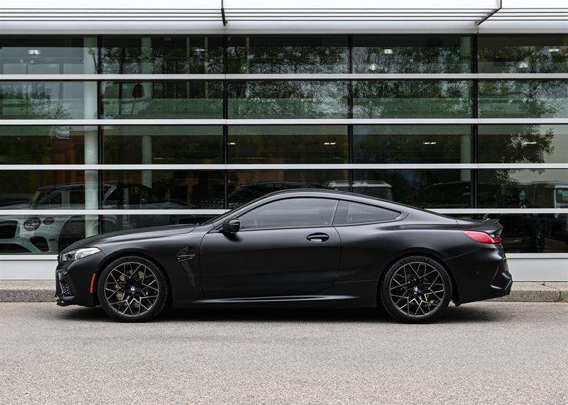 2022 BMW M8 Competition Coupe — photo 1