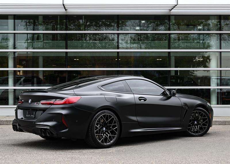 2022 BMW M8 Competition Coupe — photo 1