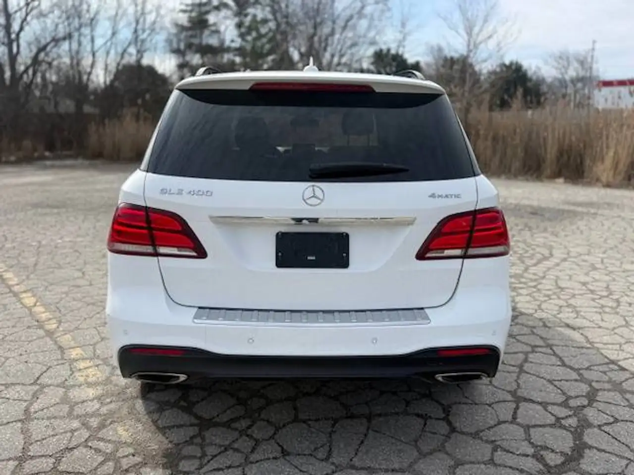 Mercedes-Benz GLE снимка Mercedes-Benz GLE