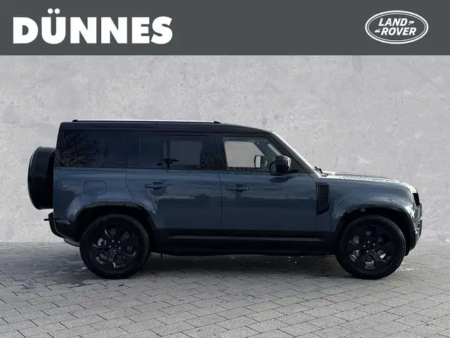 Land Rover Defender view 6
