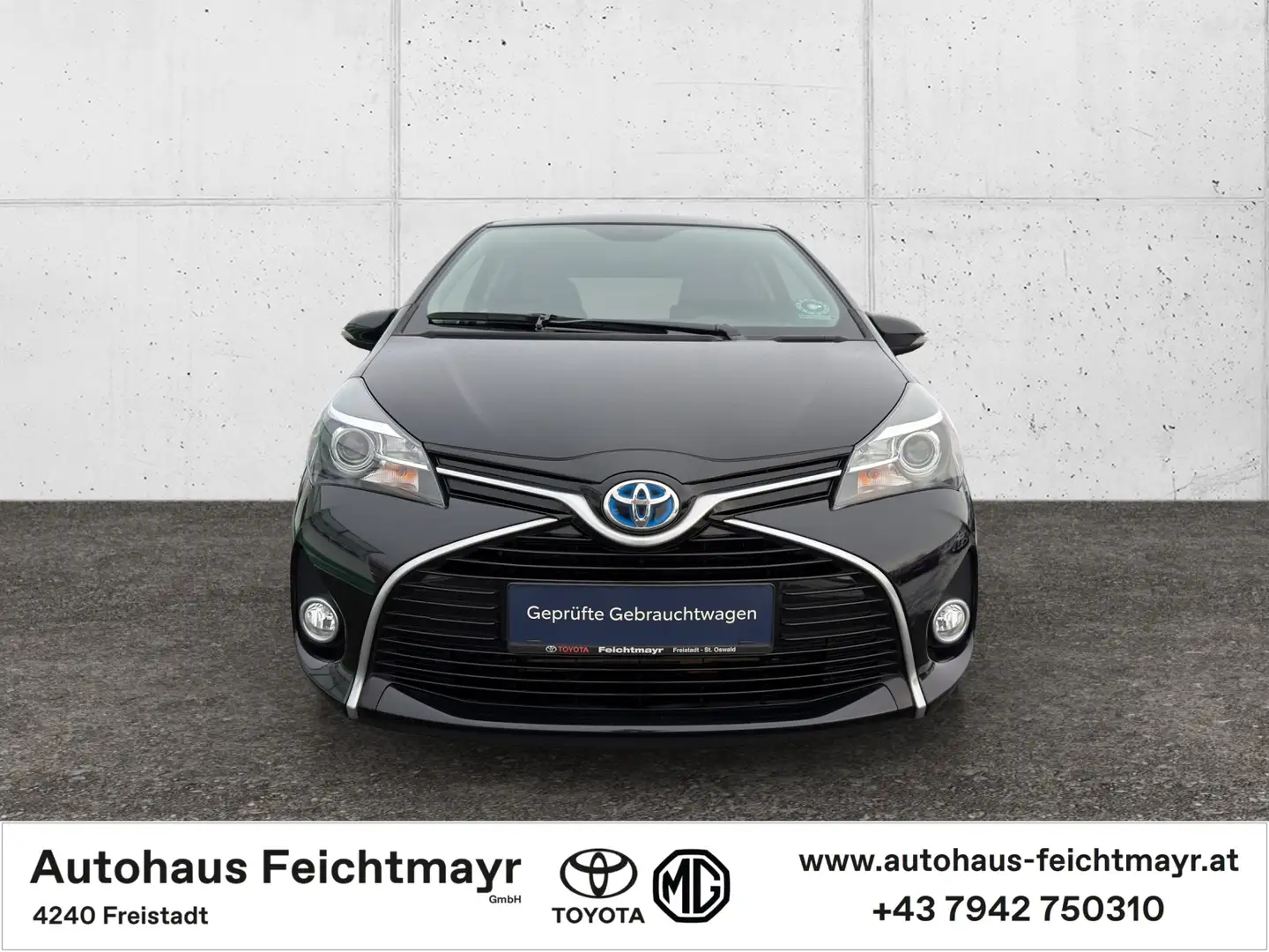 Toyota Yaris HSD 1,5 VVT-i Active Edition 45 5t. Schwarz - 2