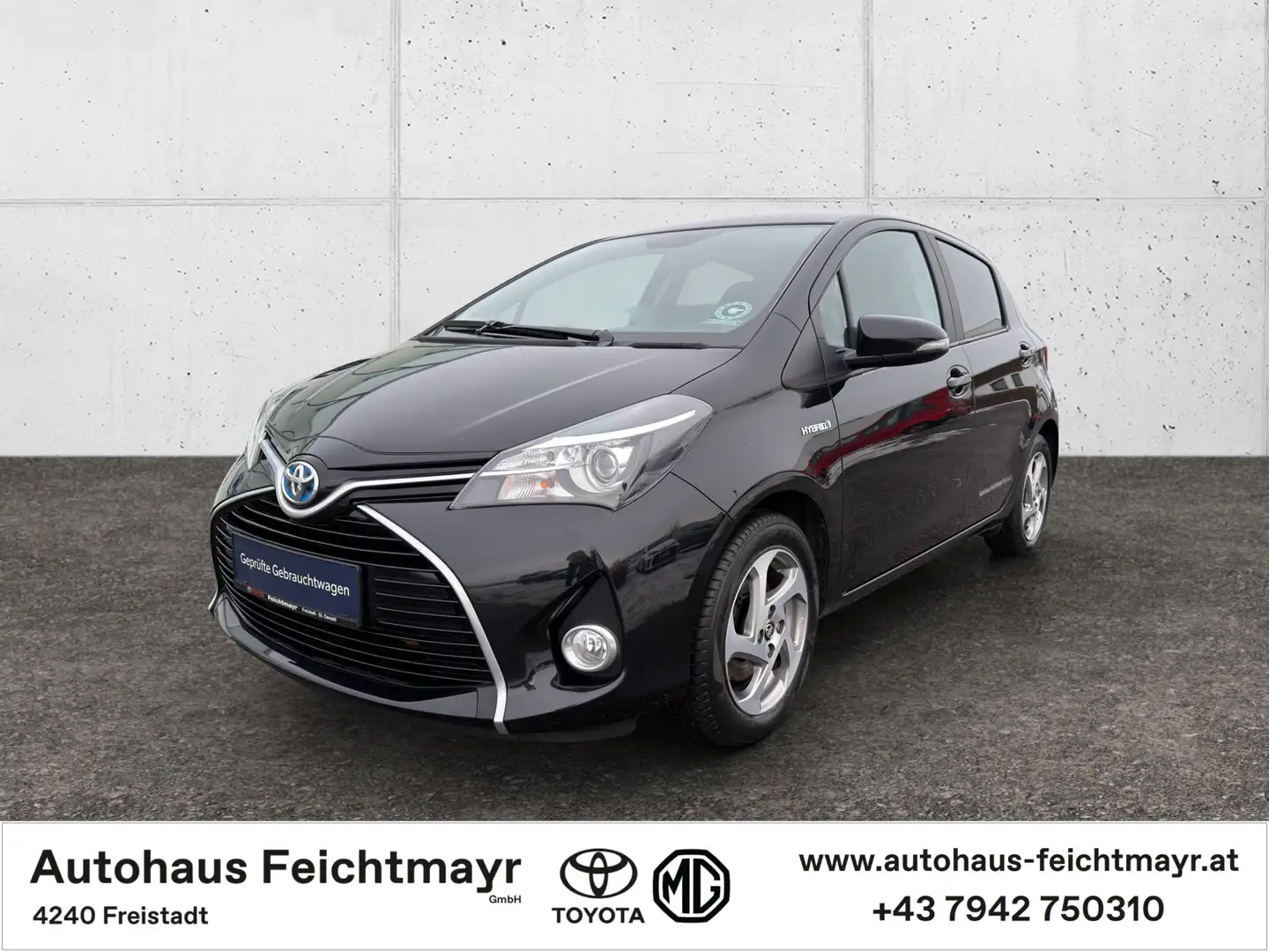 Toyota Yaris HSD 1,5 VVT-i Active Edition 45 5t. Schwarz - 1