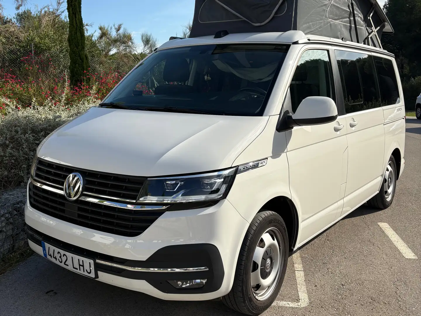 Volkswagen T6.1 California Beach Белый - 2