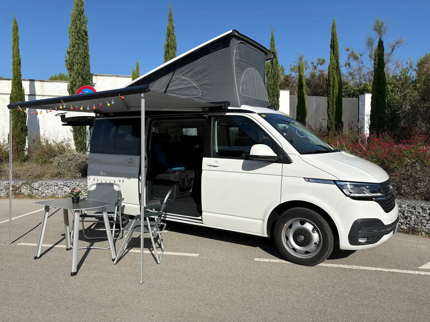 Volkswagen T6.1 California Beach Белый - 1