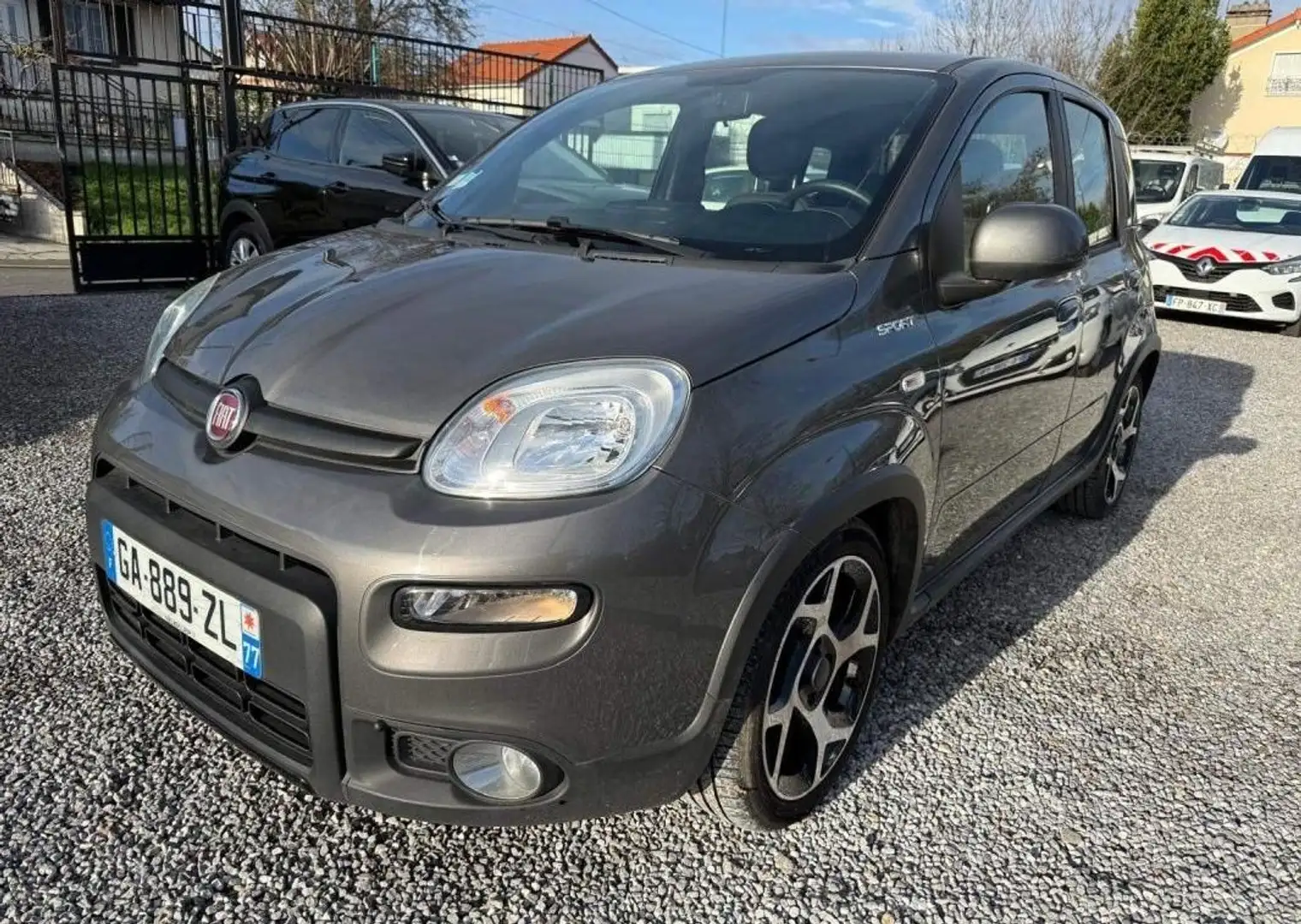 Fiat Panda 1.0 70 ch Hybride BSG S-S Easy 12500 KM ETAT NEUF Gris - 1