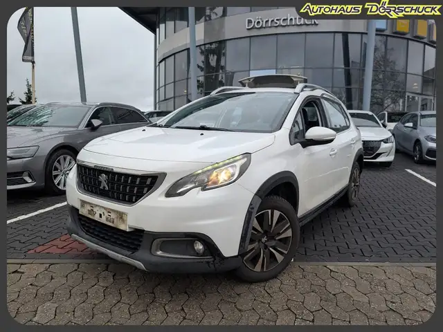 Peugeot 2008 Allure PureTech NAVI. AUTOMATIK. PDC. BT