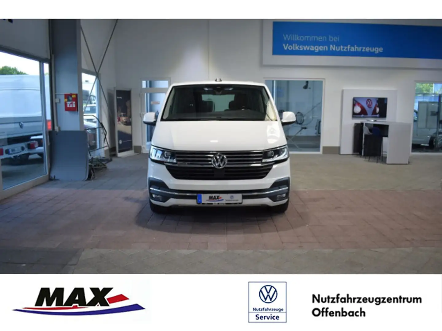 Volkswagen T6.1 Multivan "GenSIX"4MO*146kW*DSG*Standh*ACC*LE Weiß - 1